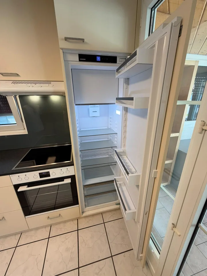 Scharmante möblierte 2 Zimmer Wohnung mit Weitblick zu vermieten