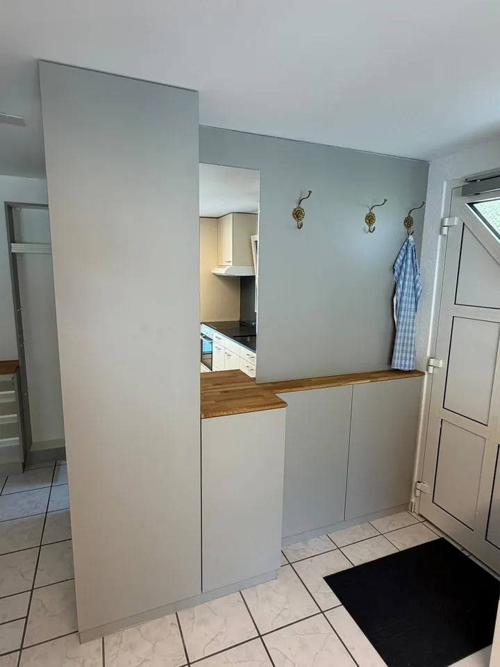 Scharmante möblierte 2 Zimmer Wohnung mit Weitblick zu vermieten