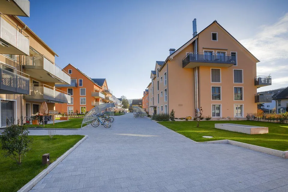 3.5 ZIMMER DACHWOHNUNG + 27m2 KREATIVRAUM
