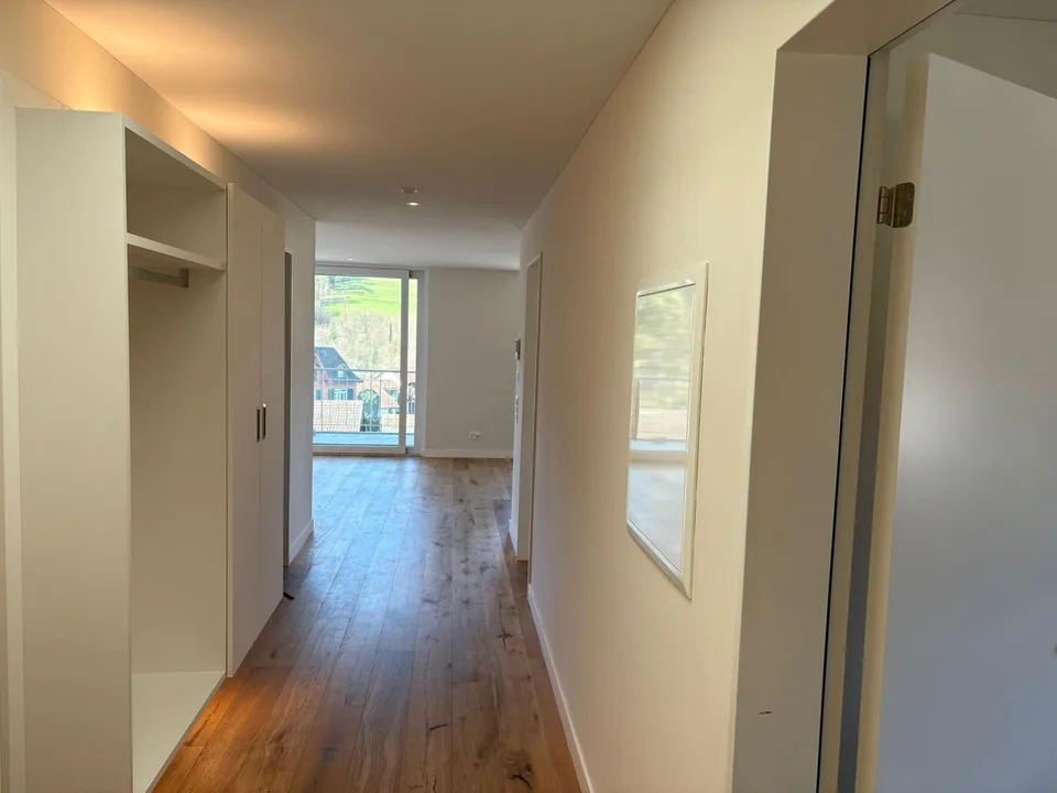 Neubau 3.5-Zimmerwohnung mit Balkon im 4. OG