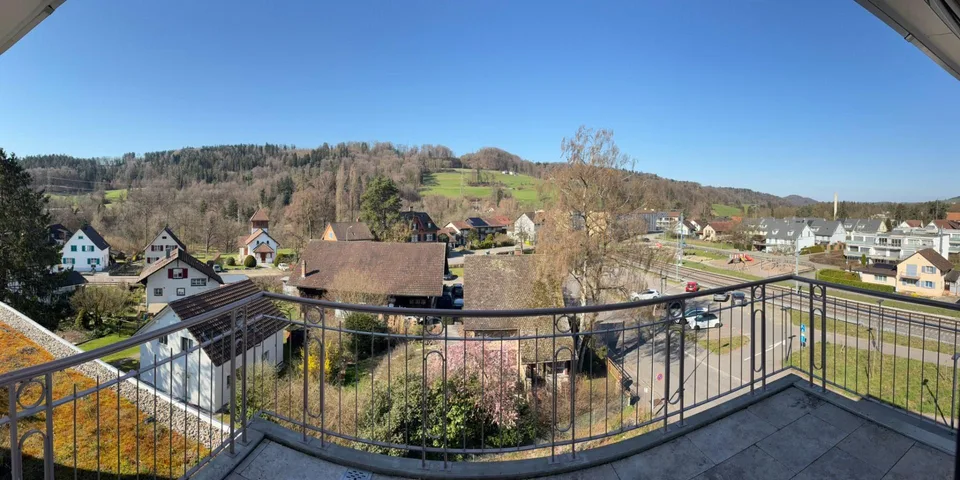 Neubau 3.5-Zimmerwohnung mit Balkon im 4. OG