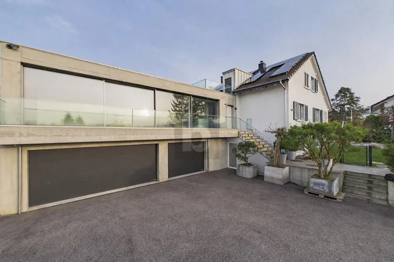 MODERNES JUWEL MIT POOL, SAUNA UND AUSSICHT