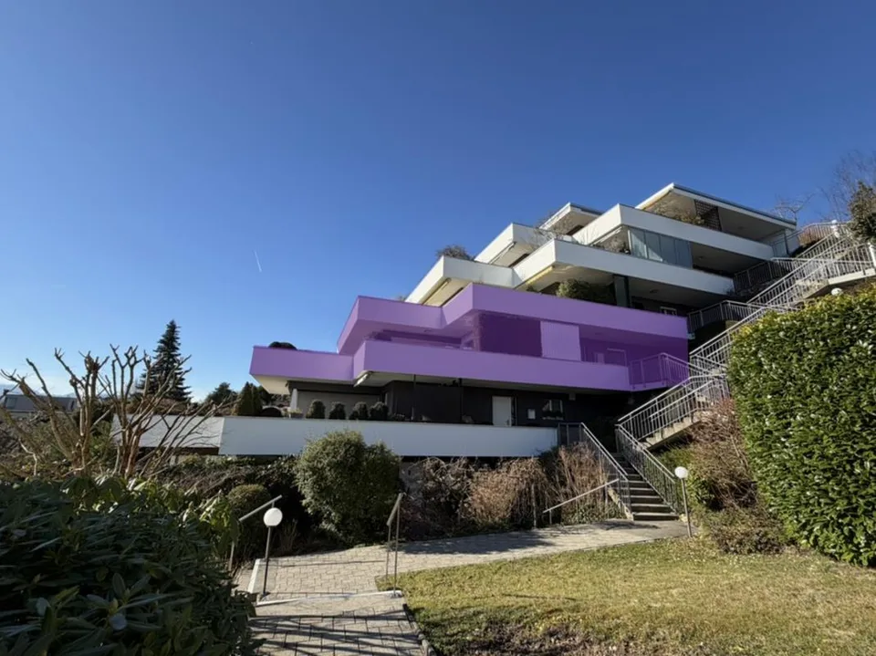 4.5-Zimmer-Terrassenwohnung mit herrlichen Aussenflächen und traumh...