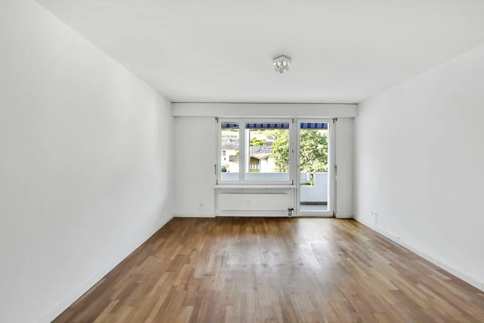 Eigentumswohnung mit Balkon und Weitsicht in Pratteln