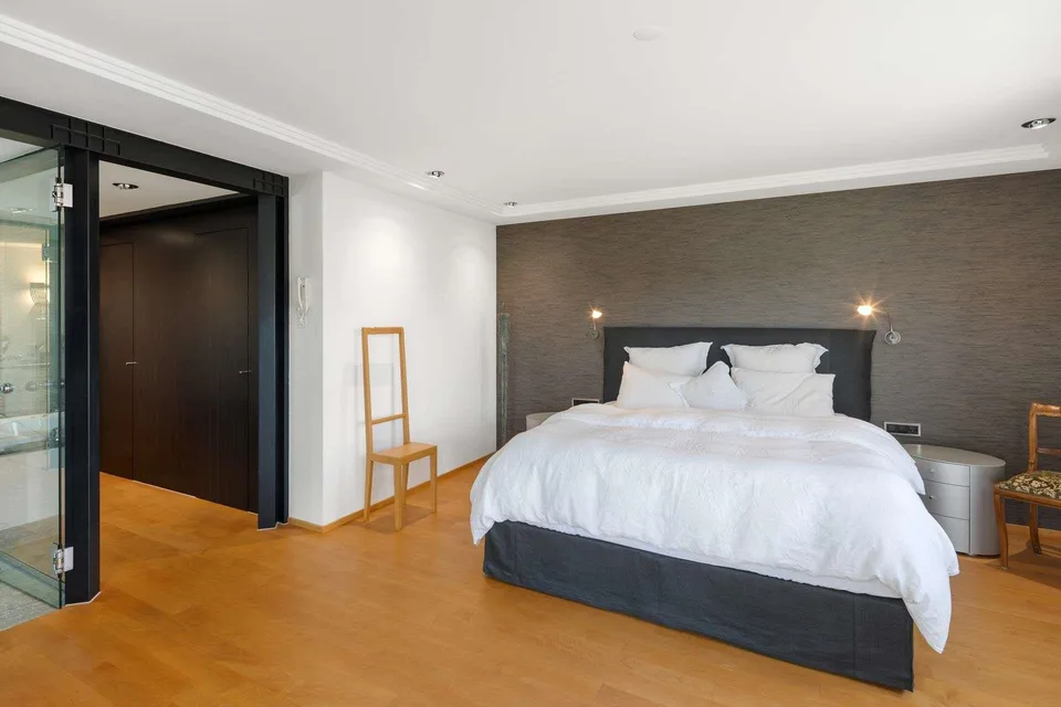 Exklusive 5.5-Zimmer-Maisonette mit privatem Wellnessbereich