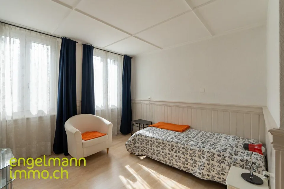 Immeuble locatif avec restaurant / Mehrfamilienhaus mit Restaurant