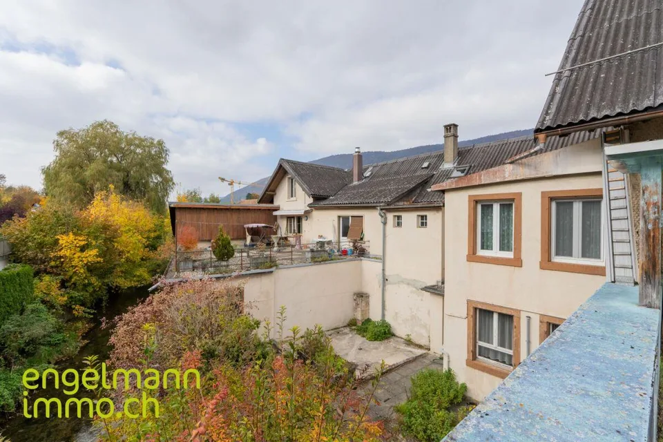 Immeuble locatif avec restaurant / Mehrfamilienhaus mit Restaurant