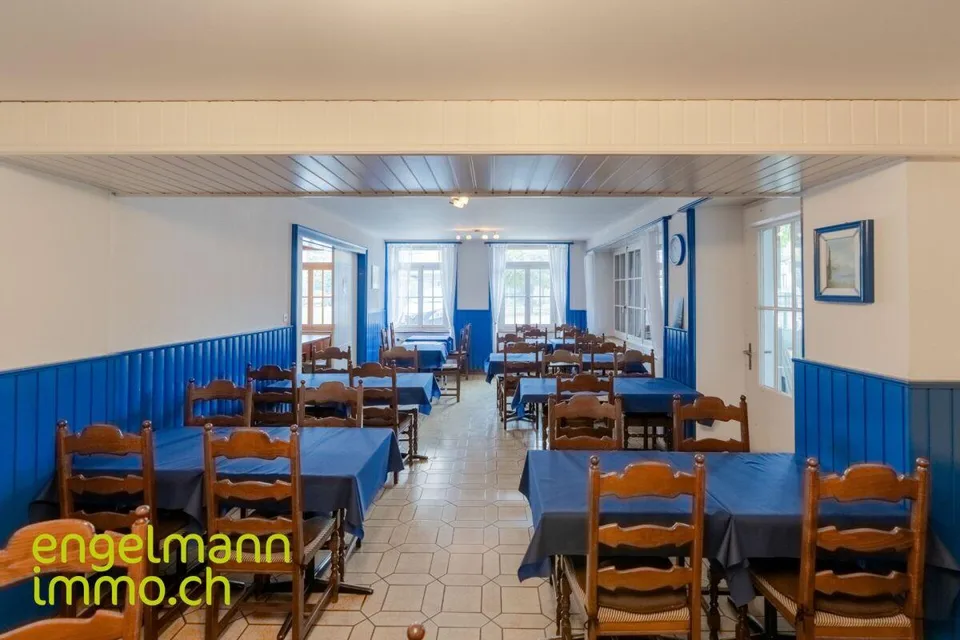 Immeuble locatif avec restaurant / Mehrfamilienhaus mit Restaurant