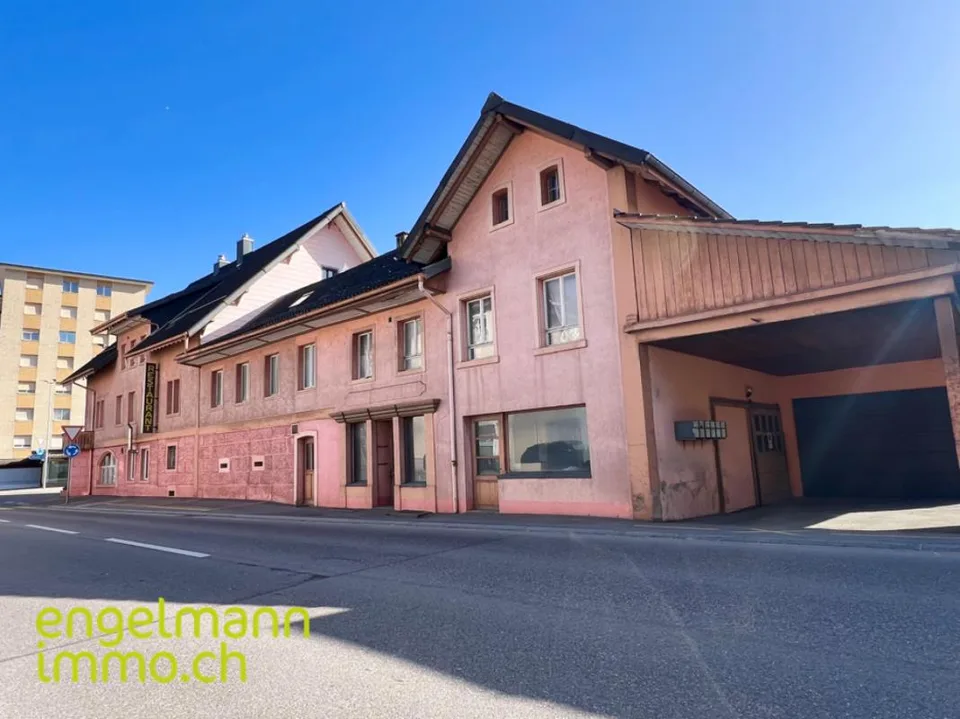 Immeuble locatif avec restaurant / Mehrfamilienhaus mit Restaurant