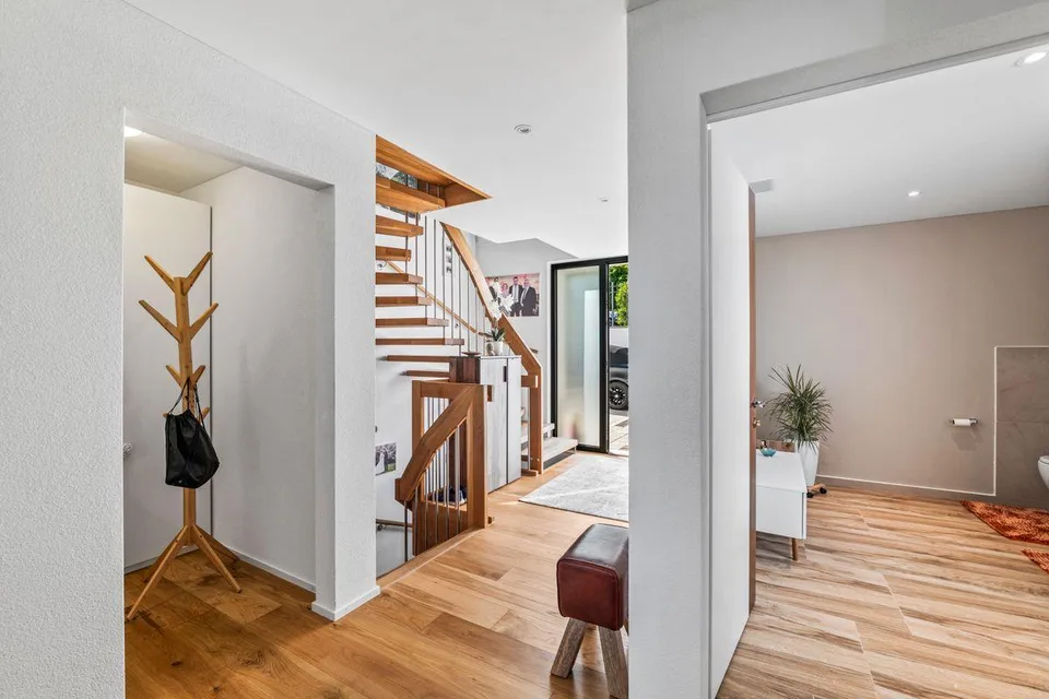 Helles 4.5-Zimmer-Haus mit Aussicht in Schwaderloch