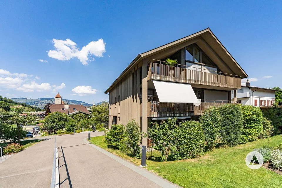 Modernes Wohnen mit Gartenoase in der Spiezer Bucht
