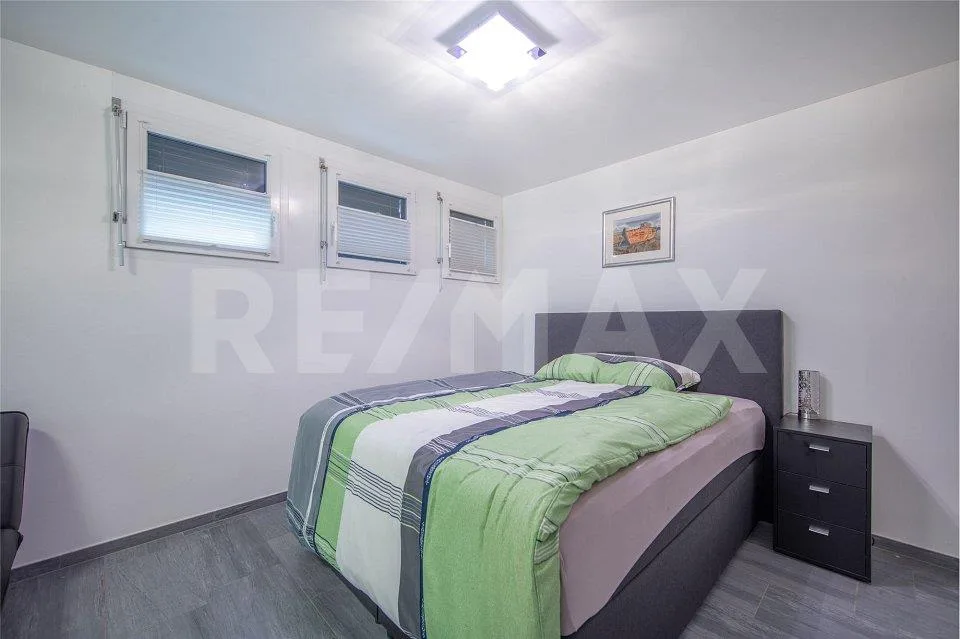 Exklusives Einfamilienhaus an ruhiger Lage bei Bellinzona