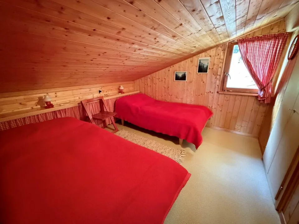 Ferienhaus mit Charme, Ruhe und Weitblick im Domleschg