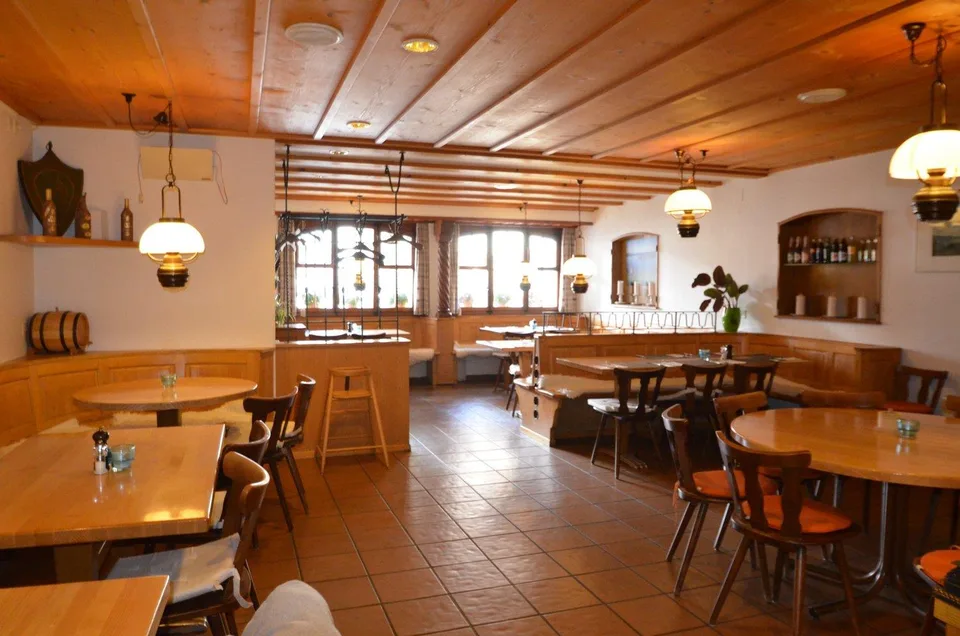 Restaurant im historischen Städtchen Erlach zu vermieten!
