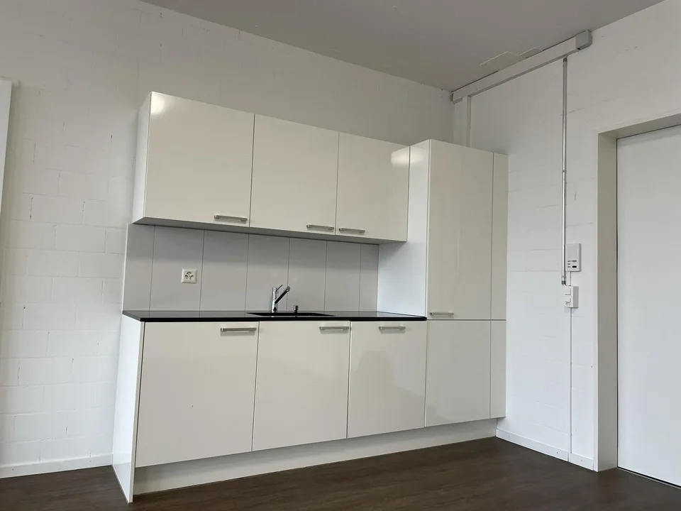 82m² Büro, 8105 Regensdorf