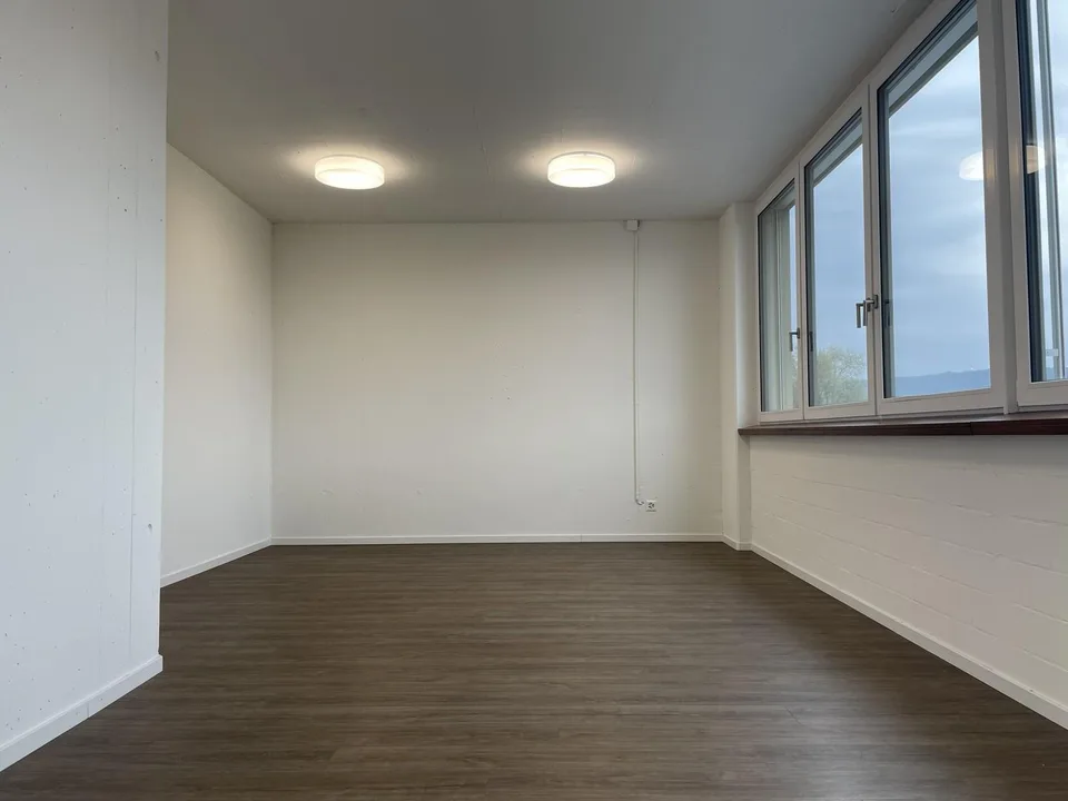 82m² Büro, 8105 Regensdorf