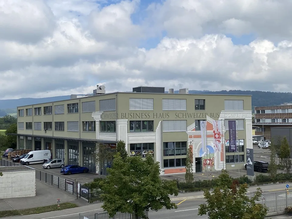 82m² Büro, 8105 Regensdorf