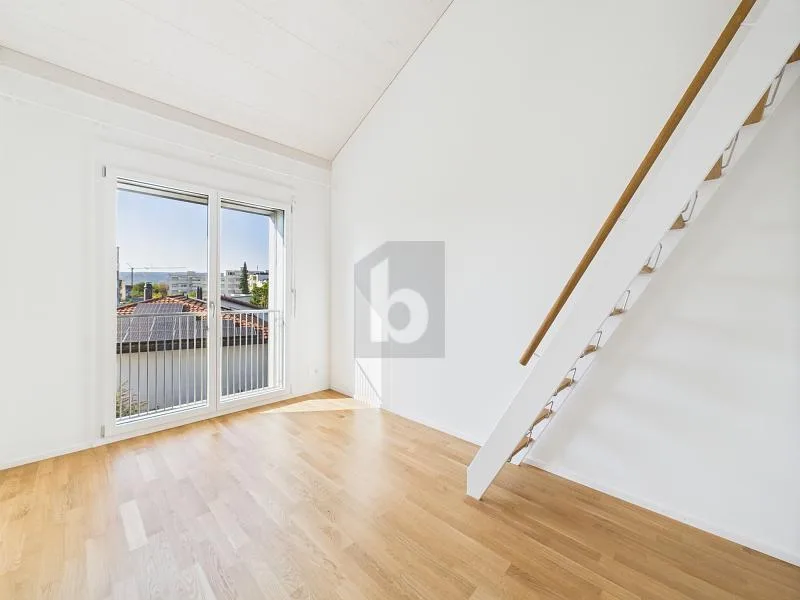 HOHE DECKEN MIT EIGENER GALERIE!