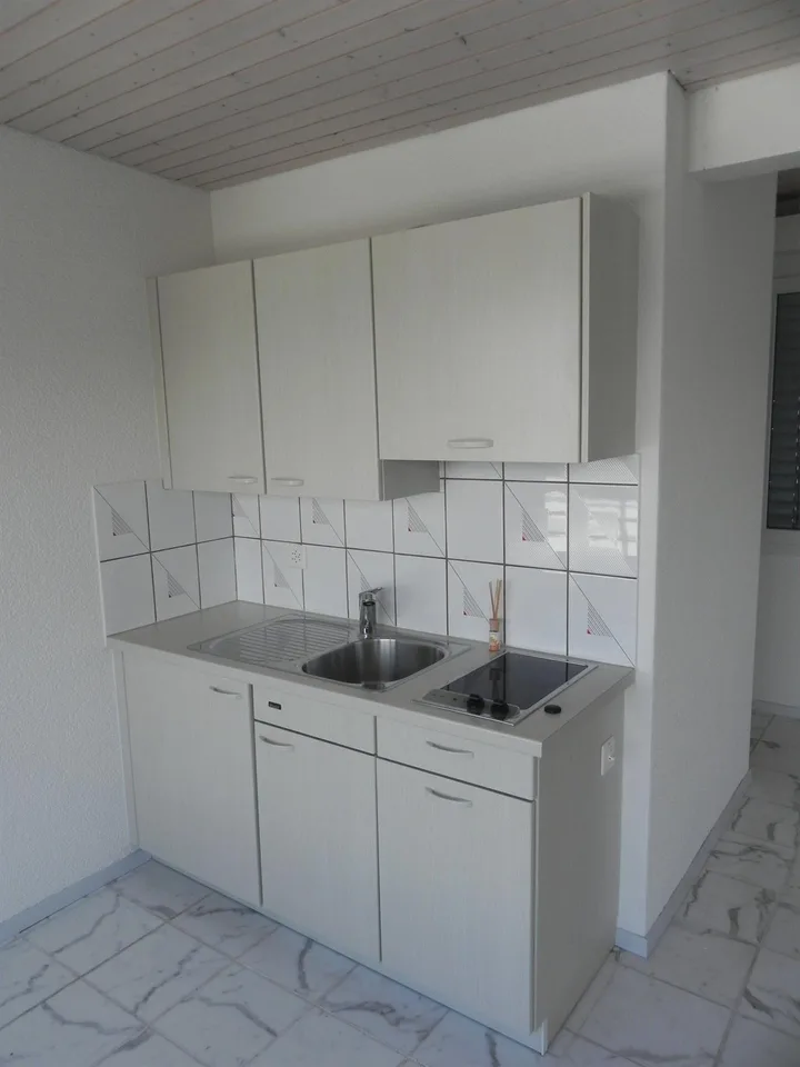 Möbliertes Wohnstudio an erhöhter Lage