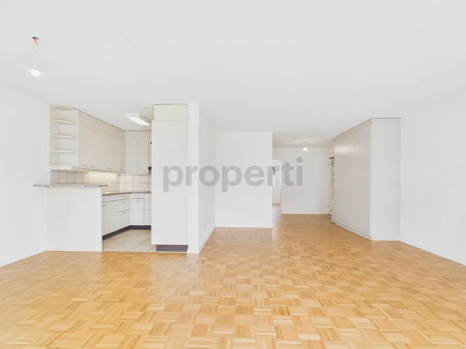 Attraktive 3.5 Zimmer Wohnung an zentraler Lage in Baar
