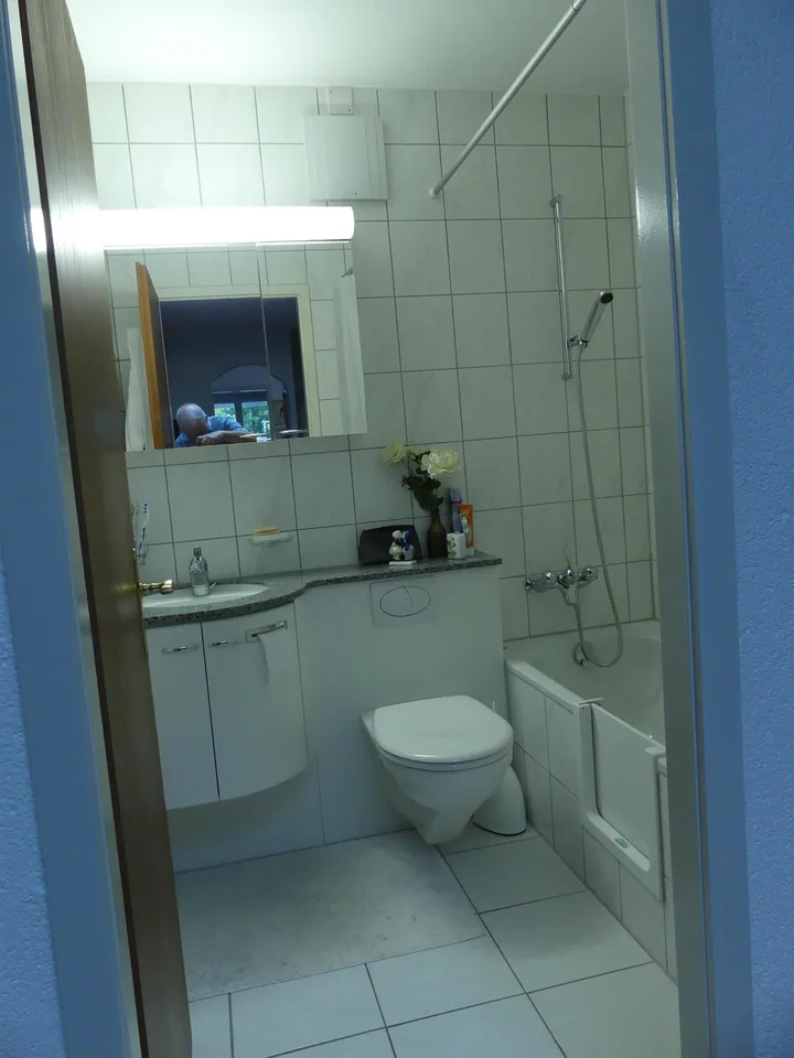 Wohnen im Stil der 60er Jahre - gepflegt, renoviert. Kein Lift.