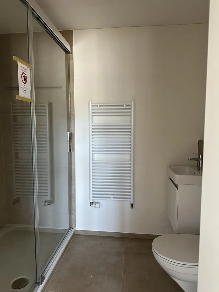 helle, umfassend sanierte 2- Zimmerwohnung mit Weitsicht