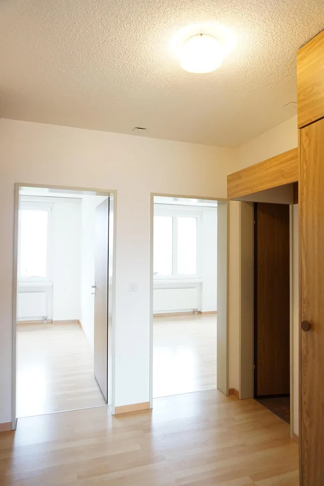 Gosszügige 3.5-Zimmer- Wohnung an zentraler Lage