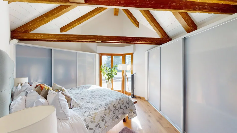 Elegante 9. Zi. Landhausvilla mit modernem Indoorpool