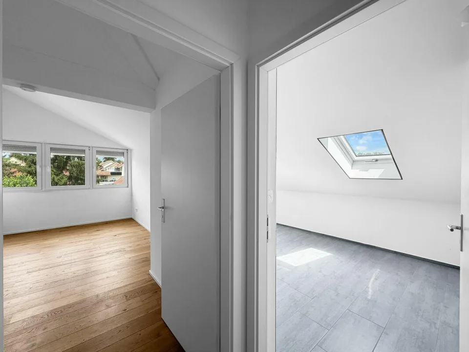 Modernisierte Maisonettewohnung in erster Rheinlage - bezugsbereit