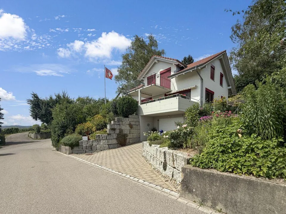 Freistehendes 5½-Zimmer-Einfamilienhaus an bester Aussichtslage