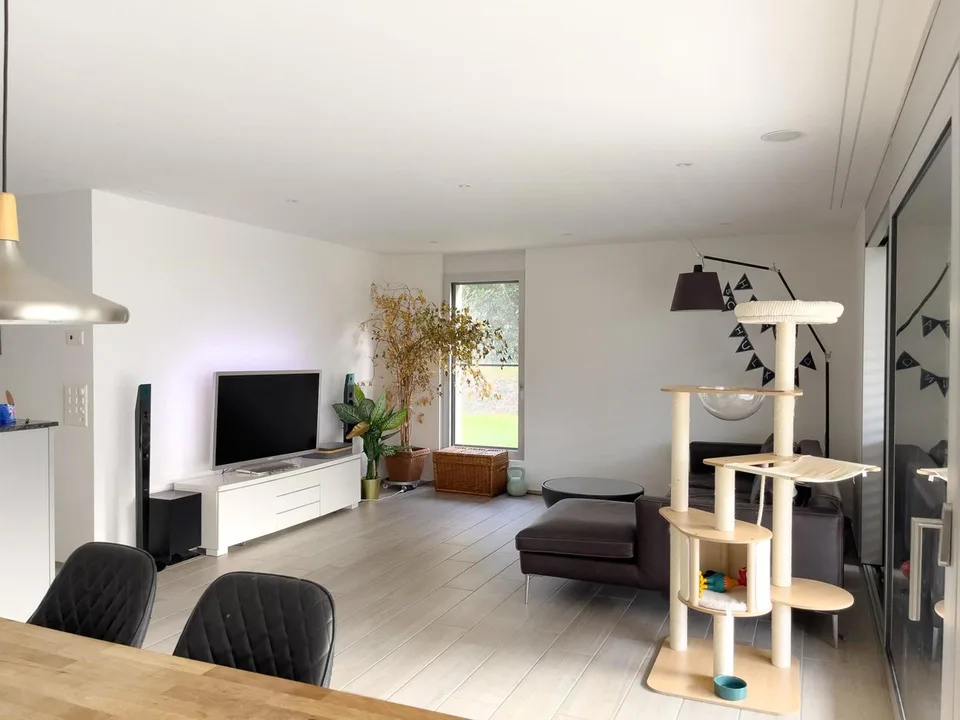 3.5 Zimmer-EG-Wohnung mit 1 Parkplatz im Paket zu verkaufen