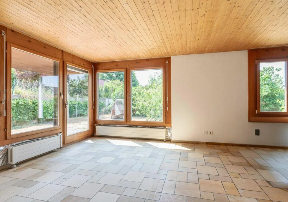 Freistehendes 6.5-Zimmer-Einfamilienhaus an privilegierter Wohnlage