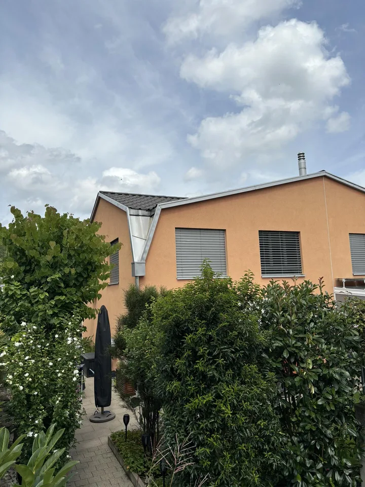 Gepflegtes 5.5-Zimmer Doppeleinfamilienhaus