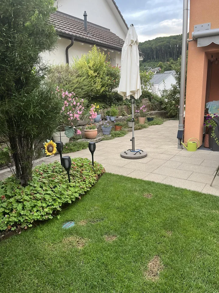 Gepflegtes 5.5-Zimmer Doppeleinfamilienhaus