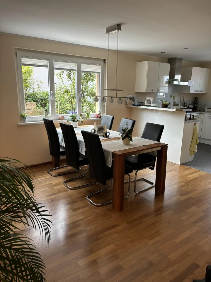 Gepflegtes 5.5-Zimmer Doppeleinfamilienhaus