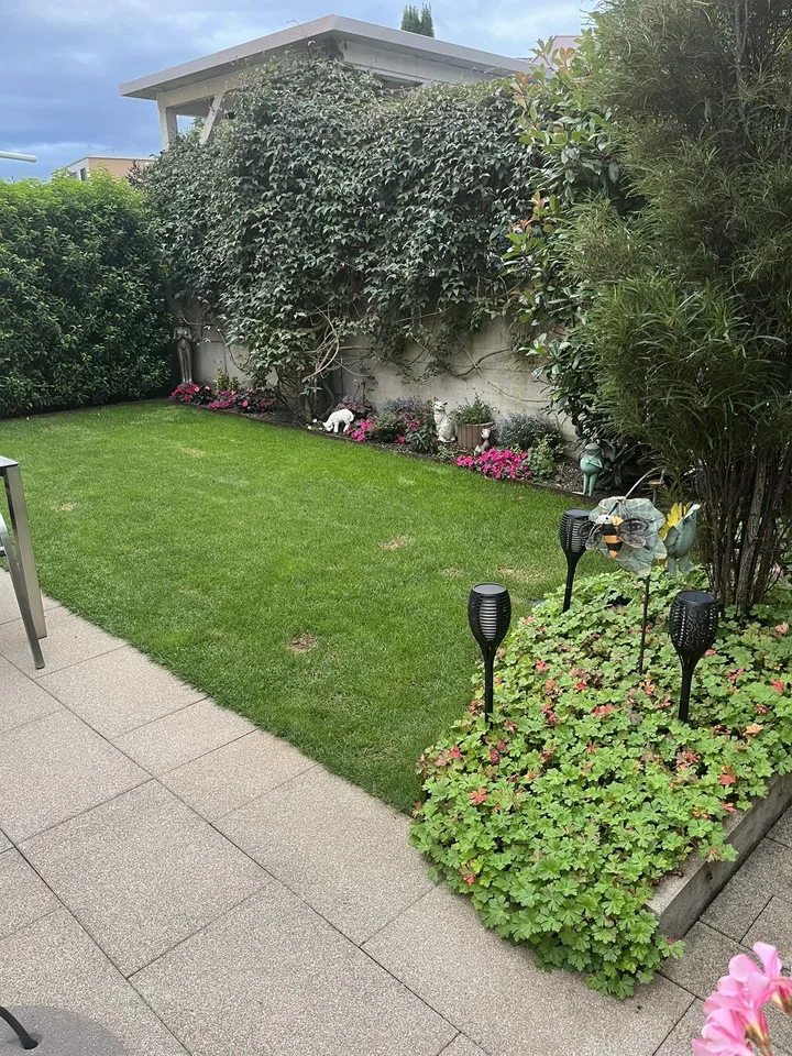Gepflegtes 5.5-Zimmer Doppeleinfamilienhaus