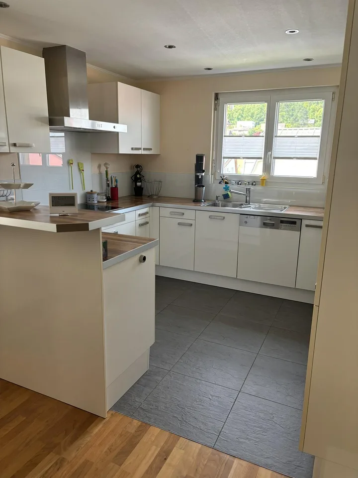 Gepflegtes 5.5-Zimmer Doppeleinfamilienhaus