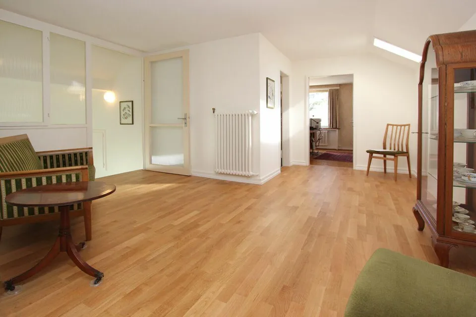 Grosses Einfamilienhaus mit wunderbarem Garten und Privatsphäre