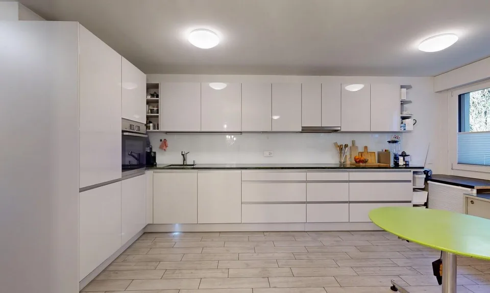 Oase der Ruhe - Exklusive 3.5-Zimmer und zusätzliches Media Atelier