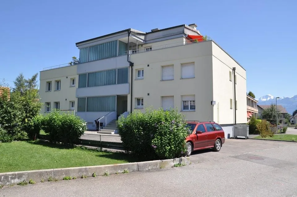 Grosszügige 4 Zimmerwohnung in Thun