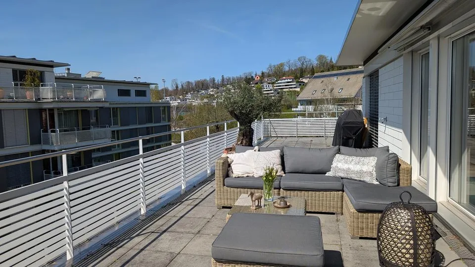 Tolle Attikawohnung mit grosszügiger Terrasse