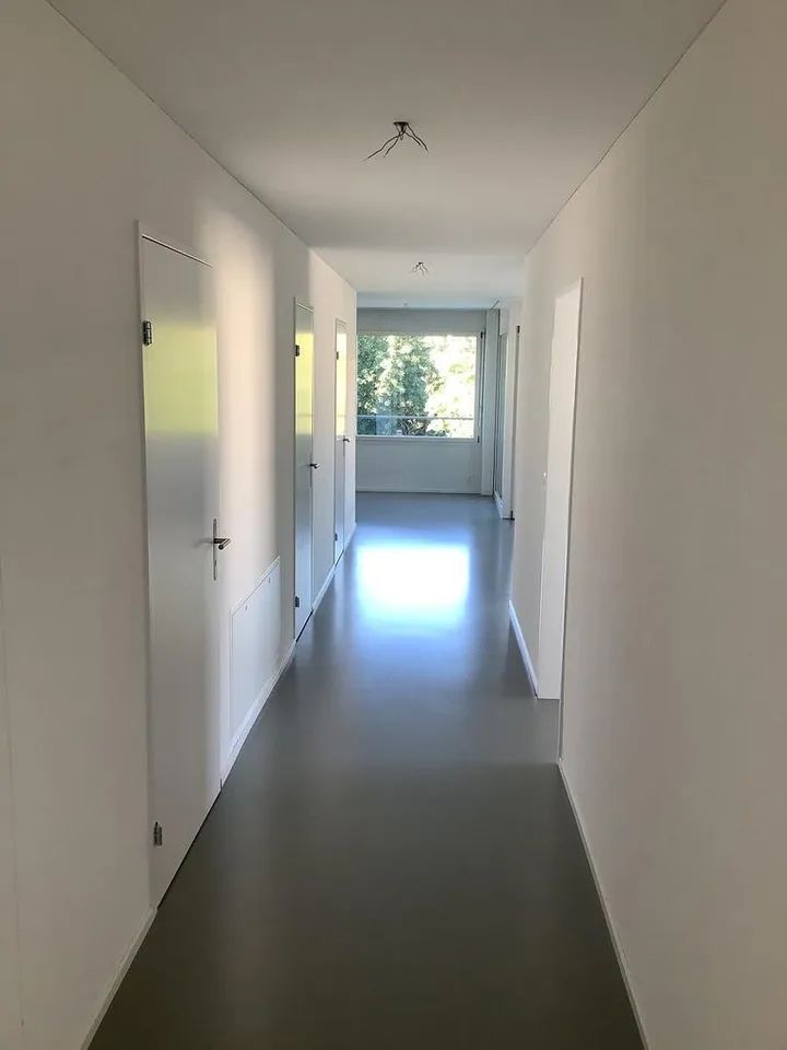 Moderne Wohnung mit Loggia, 2 Nasszellen, Waschturm