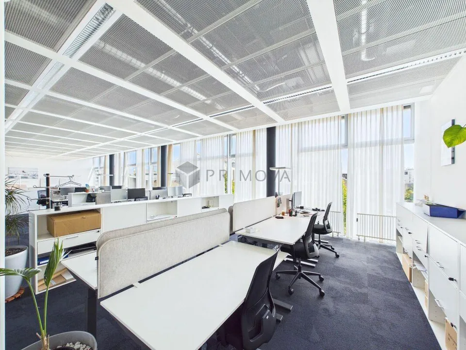Attraktive und helle Bürofläche an bester Lage in Zürich Oerlikon