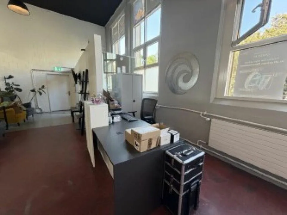Ihr neuer Standort in Horgen - vielseitige Gewerbefläche im EG