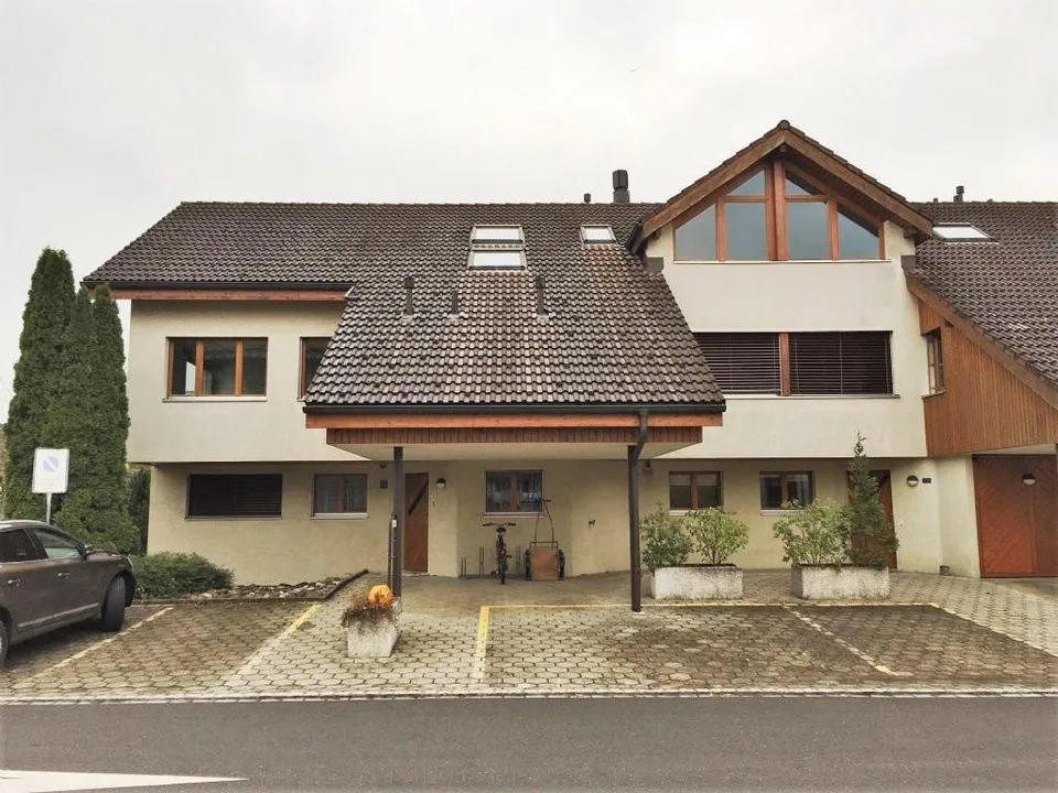 GEWERBEFLÄCHE (40M2) | GERÄUMIG | PLATZ FÜR KREATIVITÄT