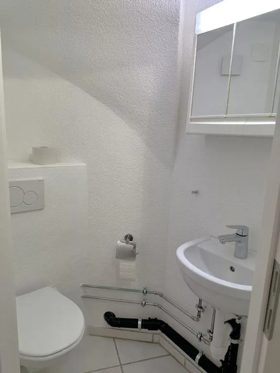 GEWERBEFLÄCHE (40M2) | GERÄUMIG | PLATZ FÜR KREATIVITÄT