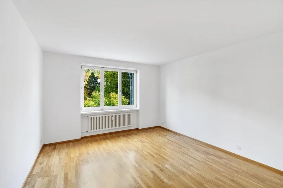 Wohntraum mit herrlichem Innenhof & unmittelbar beim Bahnhof Chur!