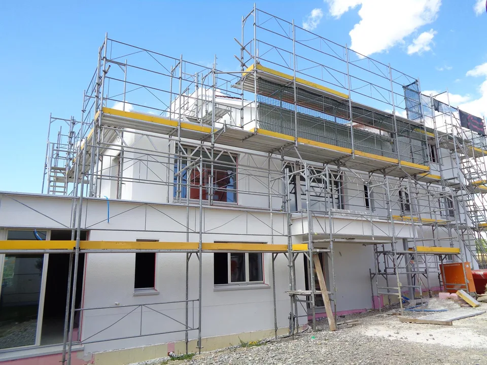 Erstvermietung Moderne 4.5-Zimmer-Terrassenwohnung im Neubau