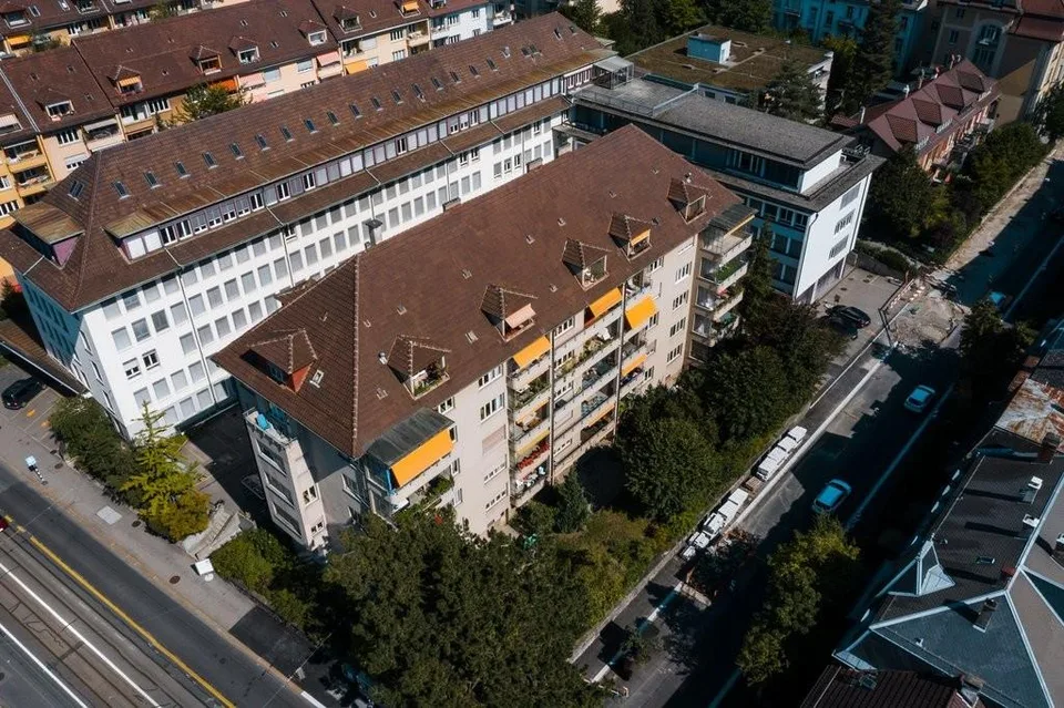 grosszügige Stadt-Wohnung mit Charme
