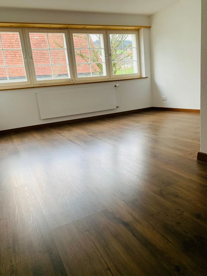 Charmante 4.5-Zimmer-Maisonette-Wohnung zu vermieten